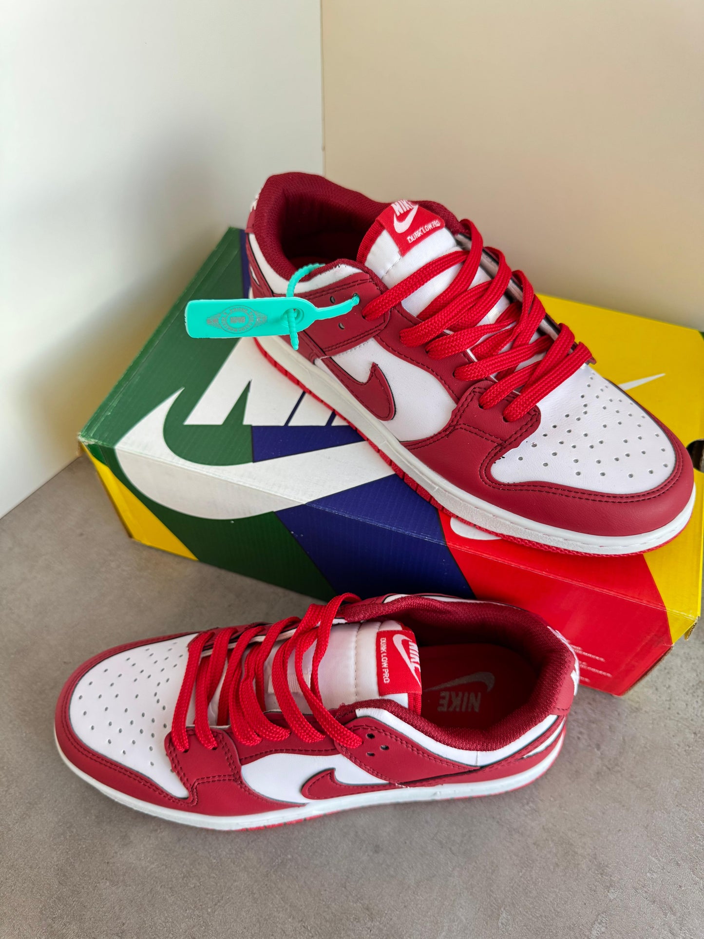 Nike Dunk Rosu-Alb