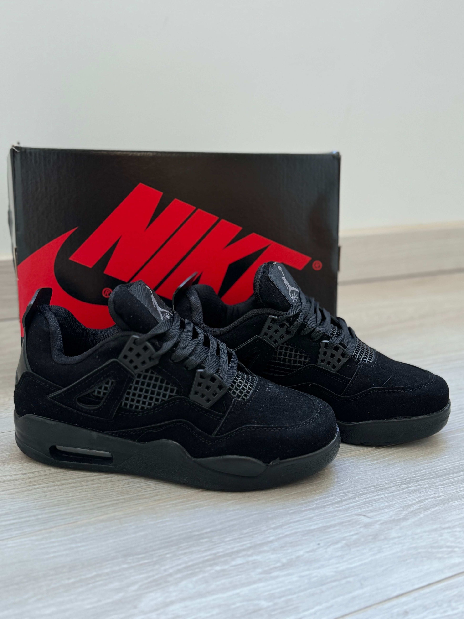 Jordan 4 Black Cat