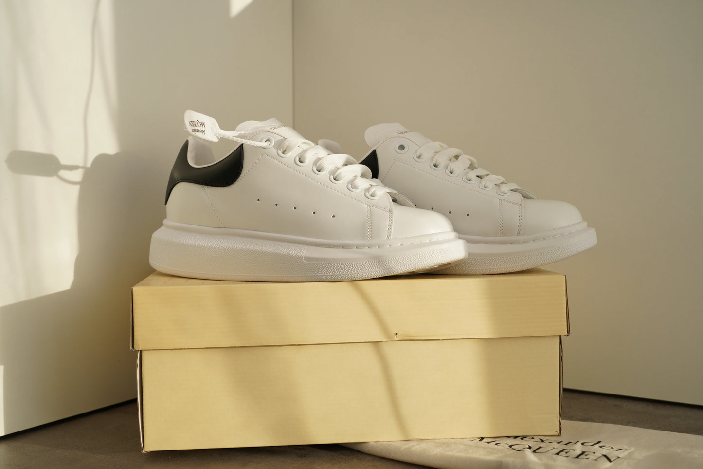 Adidasi Alexander McQueen ALB - FULLBOX