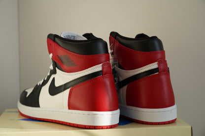Adidasi Jordan 1 Black Toe