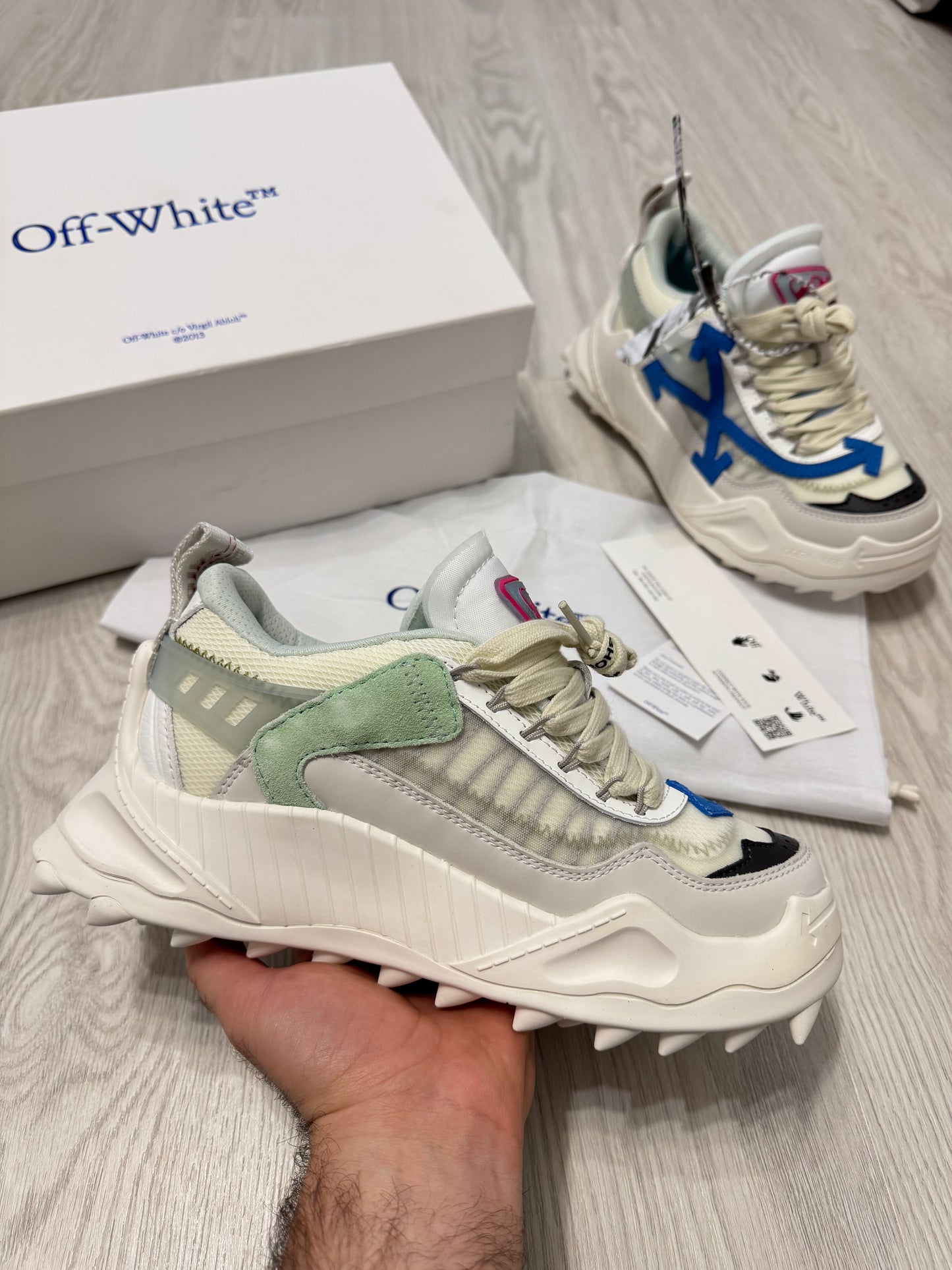 OFF WHITE, Odsy 1000 / White