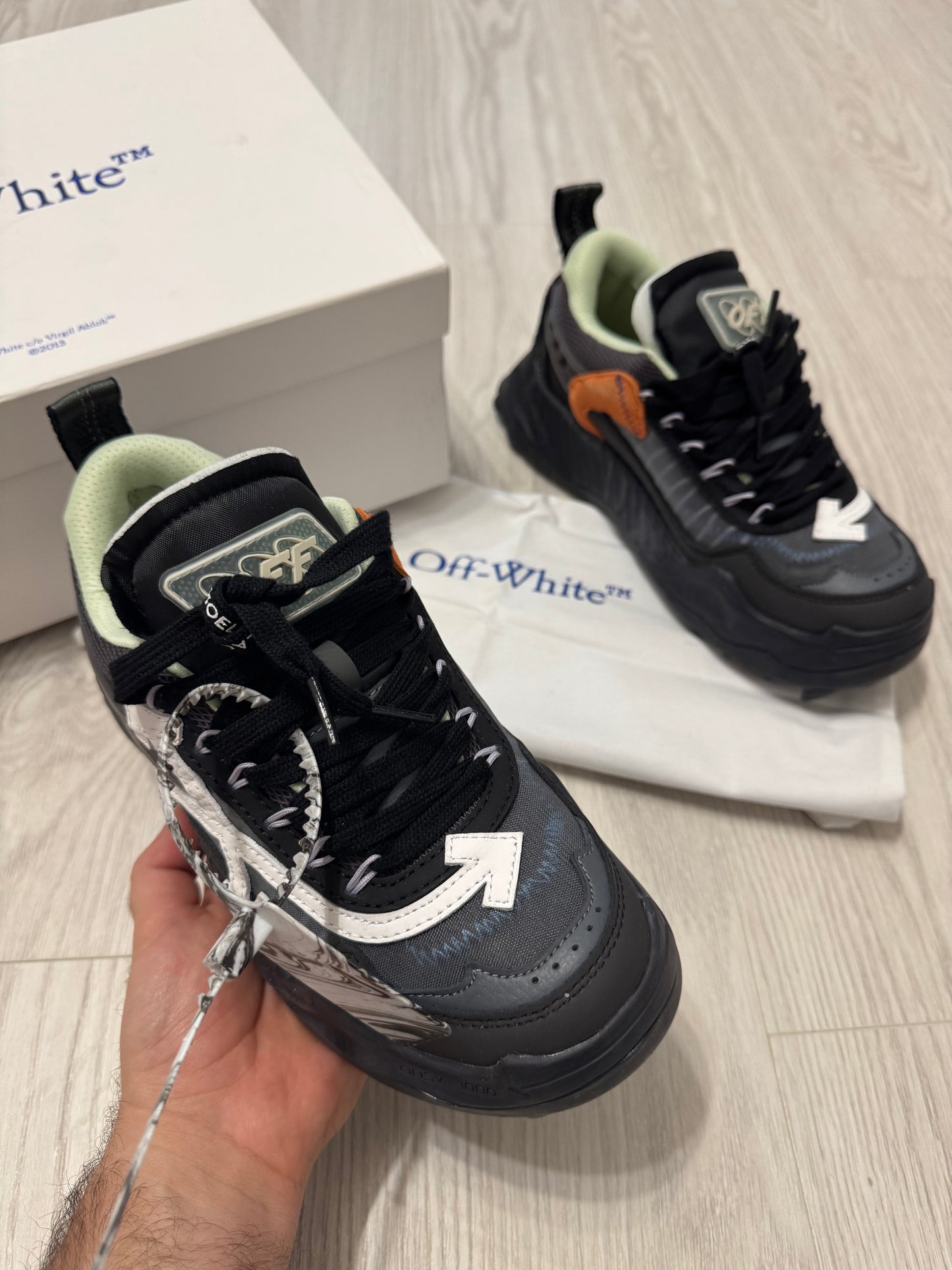 OFF WHITE, Odsy 1000 / Black