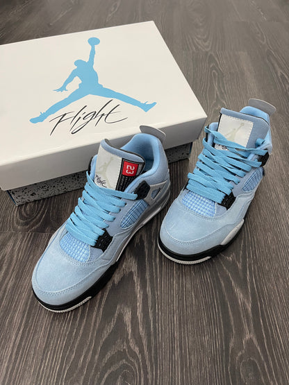JORDAN 4 Retro University Blue