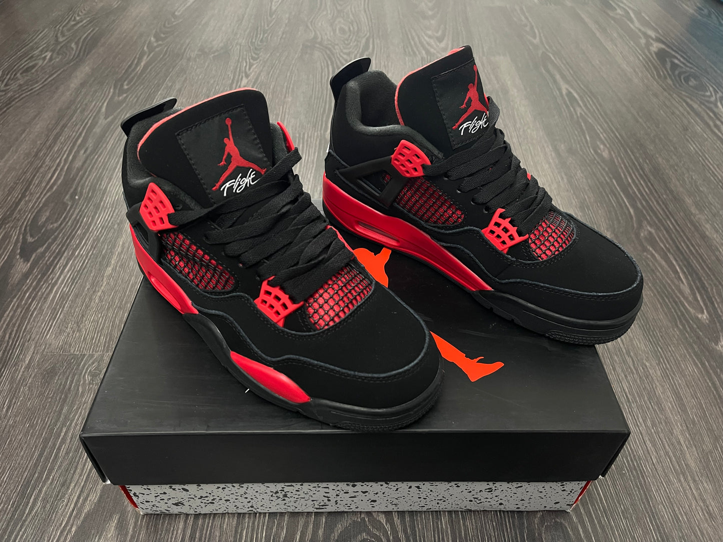 JORDAN 4 Retro Red Thunder