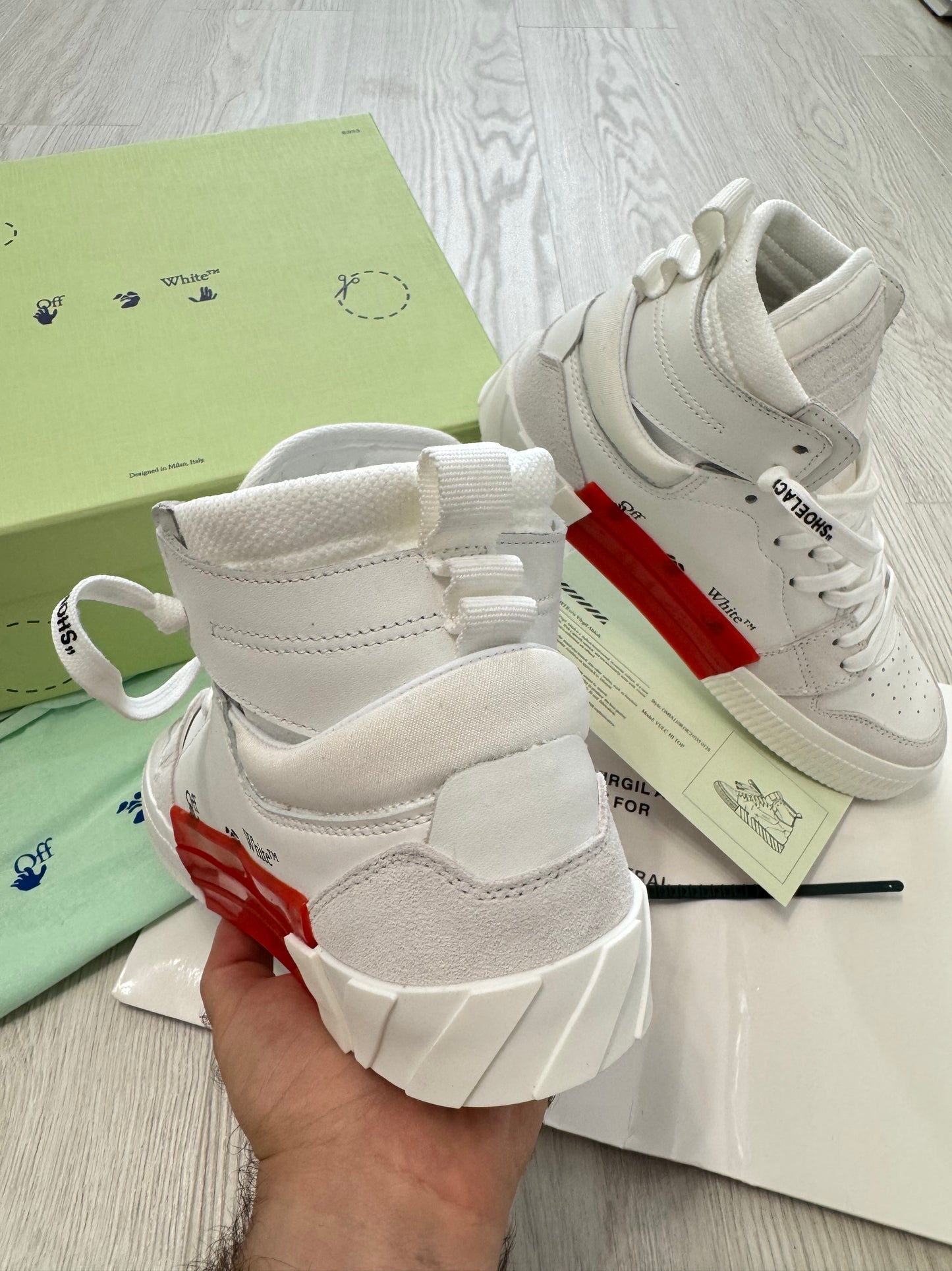 OFF WHITE, High / White