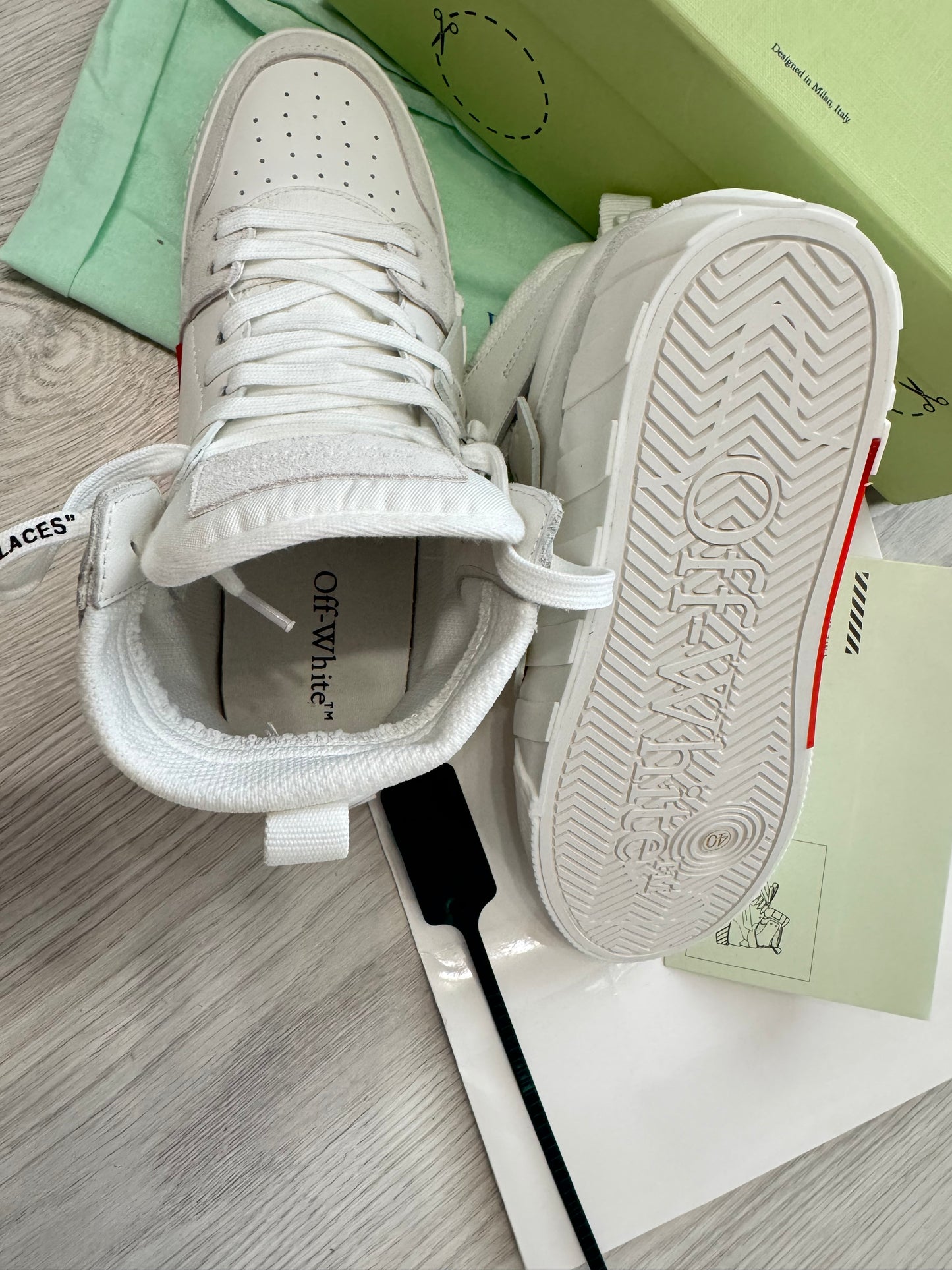 OFF WHITE, High / White
