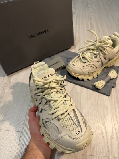 Balenciaga Track / Beige