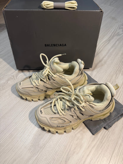 Balenciaga Track / Beige