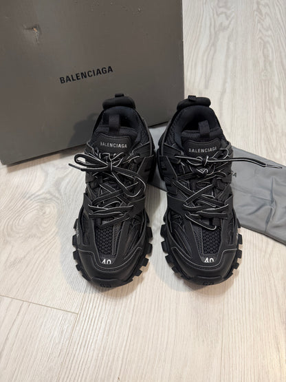 Balenciaga Track / Full Black